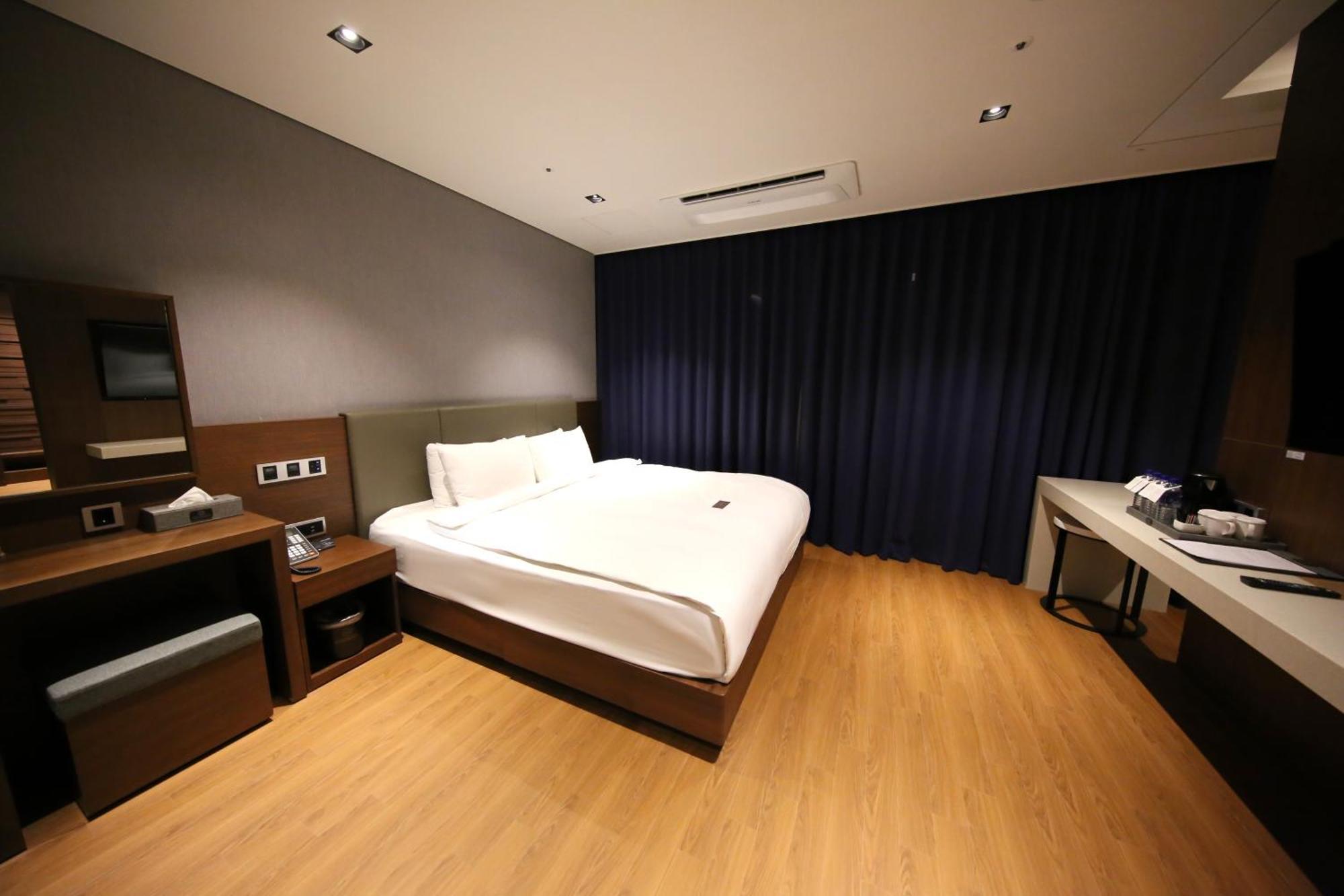 Sea Cruise Hotel Sokcho Zewnętrze zdjęcie